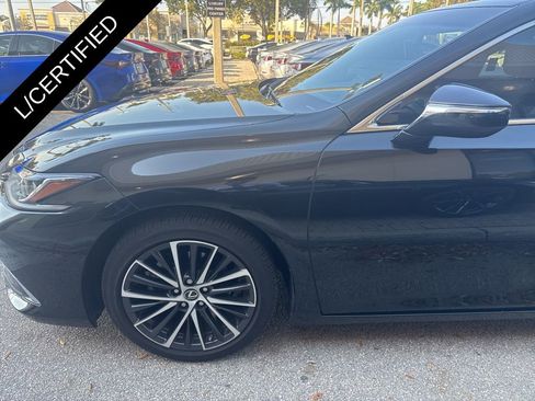 Used 2022 Lexus ES 350 w/ Premium Package image 10