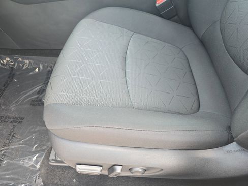 Used 2024 Toyota RAV4 XLE FWD image 25