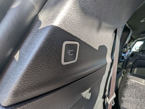 New 2026 Chrysler Pacifica Select image 43