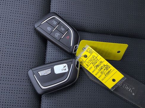Used 2024 Cadillac Lyriq Sport RWD image 35