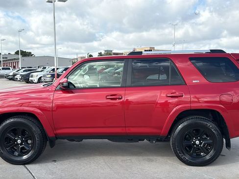 Certified 2024 Toyota 4Runner SR5 image 2