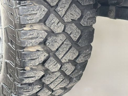 Used 2022 Jeep Gladiator Overland AWD/4WD image 39