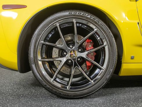 Used 2006 Chevrolet Corvette Z06 RWD image 24