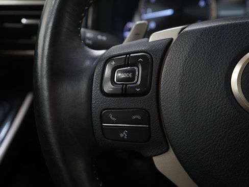 Used 2018 Lexus IS 300 300 w/ Comfort Package image 25