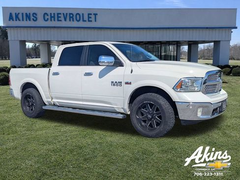 Used 2017 RAM 1500 Laramie w/ Convenience Group AWD/4WD image 1