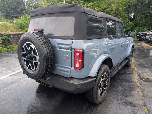 Used 2023 Ford Bronco Outer Banks AWD/4WD image 8