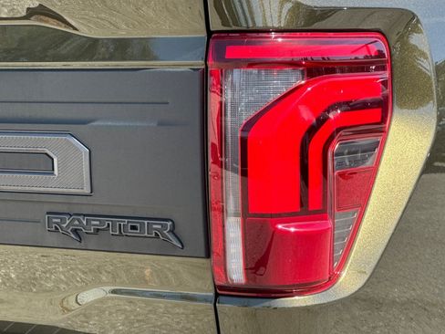 Used 2025 Ford F150 Raptor image 27
