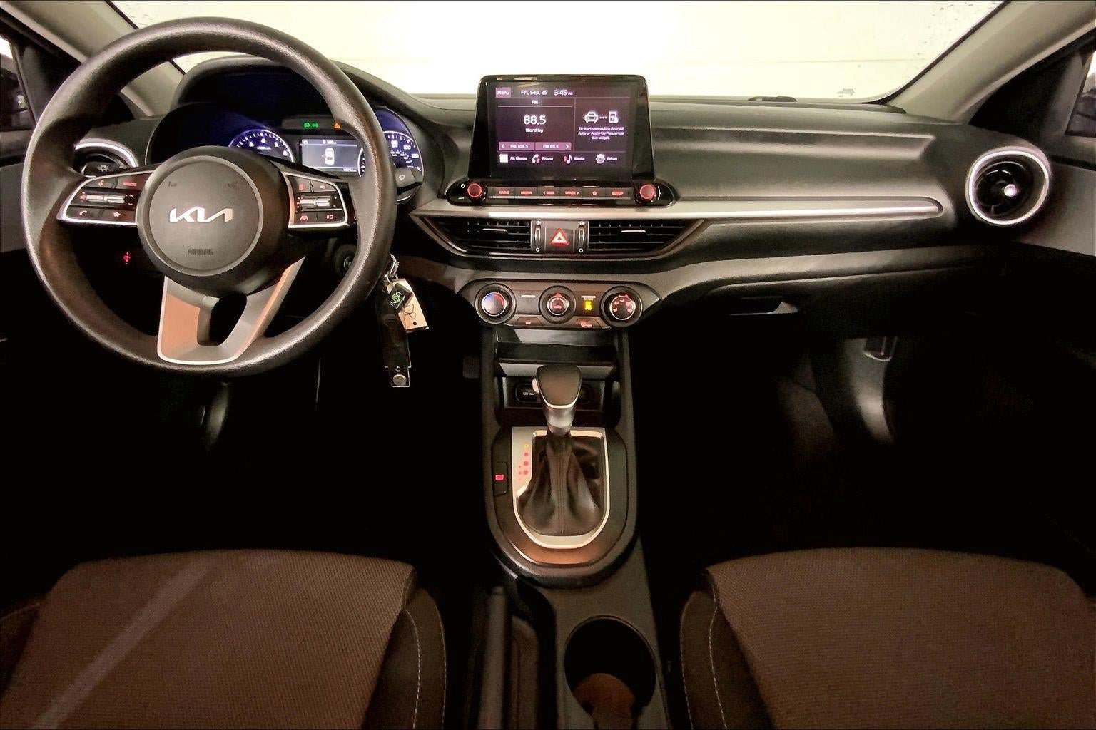 Used 2024 Kia Forte Sedan FWD image 15
