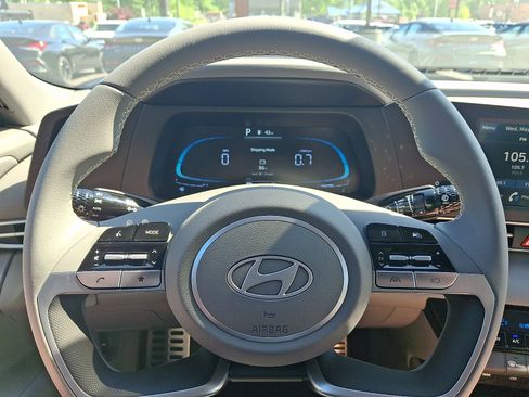 New 2026 Hyundai Elantra Sport FWD image 10