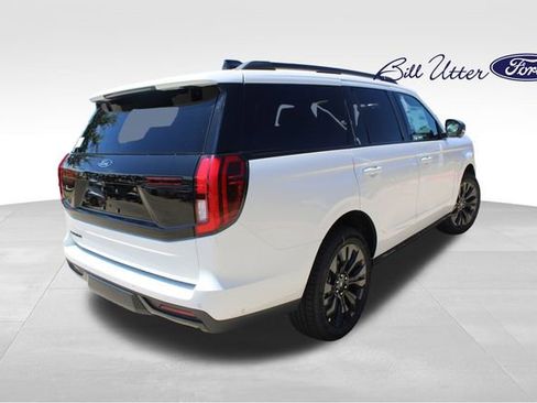 New 2025 Ford Expedition Platinum w/ Stealth Appearance Package image 3