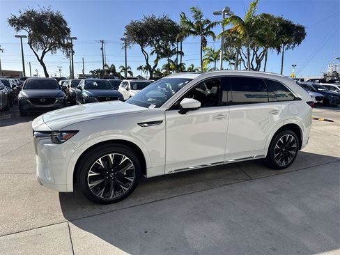 Used 2024 MAZDA CX-90 3.3 Turbo S w/ Premium Package image 11