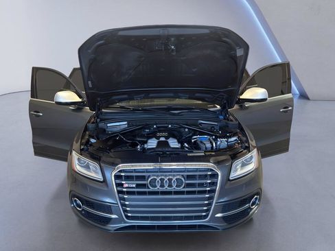 Used 2016 Audi SQ5 Premium Plus w/ Technology Package AWD/4WD image 10