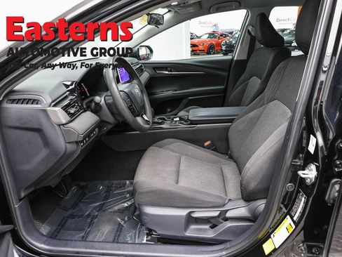 Used 2025 Toyota Camry LE FWD image 13