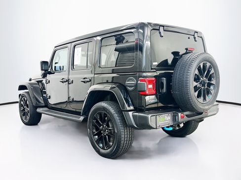 Used 2023 Jeep Wrangler Sahara w/ Cold Weather Group image 5