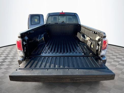 Used 2022 Toyota Tacoma TRD Sport image 24