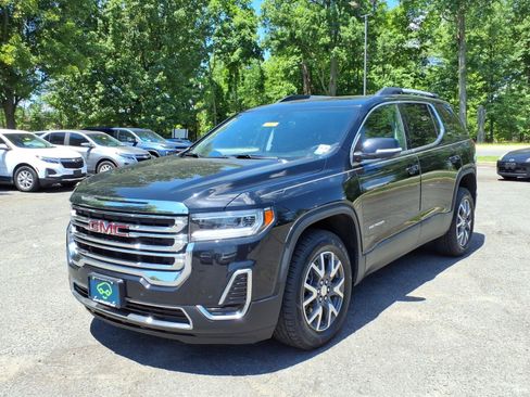 Certified 2023 GMC Acadia SLE w/ Driver Convenience Package AWD/4WD image 3
