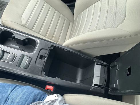 Used 2020 Ford Fusion S image 17