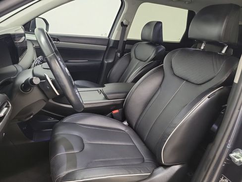 Used 2025 Hyundai Palisade SEL FWD image 18