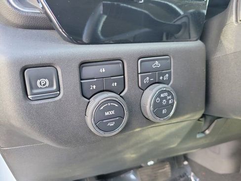 Used 2025 Chevrolet Silverado 2500 LT w/ Convenience Package AWD/4WD image 18