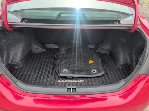 Used 2015 Toyota Corolla S FWD image 10