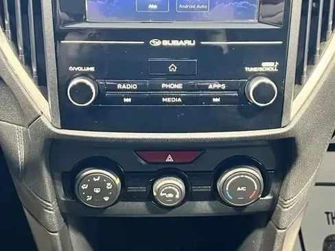 Used 2019 Subaru Crosstrek 2.0i AWD/4WD image 38