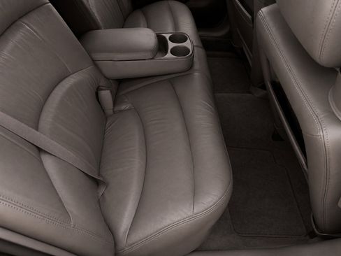 Used 2002 Buick Park Avenue Ultra w/ Gran Touring Pkg FWD image 14