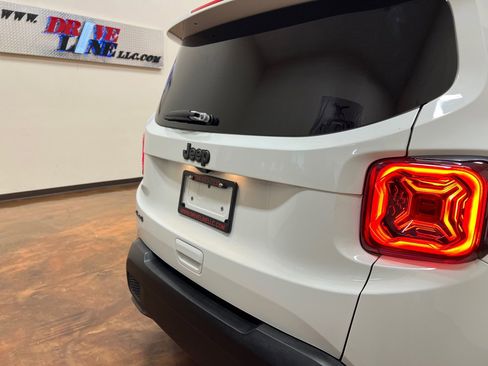 Used 2020 Jeep Renegade Altitude image 46