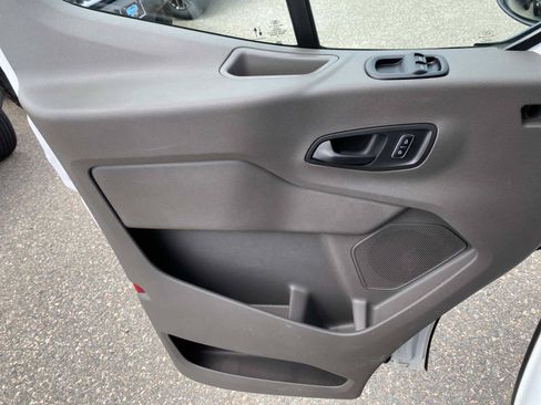 Used 2025 Ford Transit 250 Low Roof w/ Exterior Upgrade Package RWD image 21