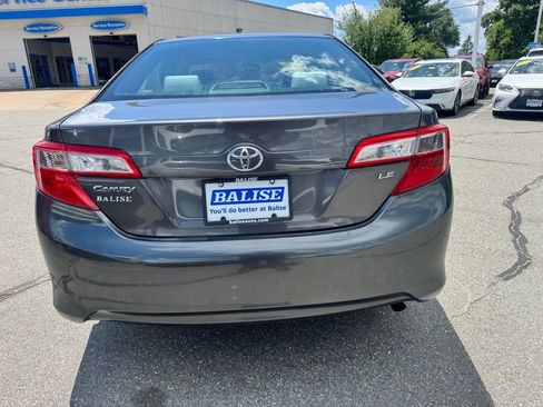 Used 2012 Toyota Camry LE FWD image 5