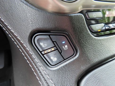 Used 2018 GMC Yukon Denali w/ Denali Ultimate Package AWD/4WD image 33