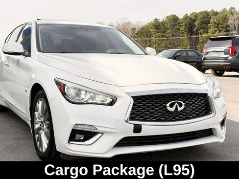 Used 2018 INFINITI Q50 Luxe w/ Cargo Package (L95) image 5