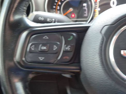 Used 2021 Jeep Wrangler Sport AWD/4WD image 11