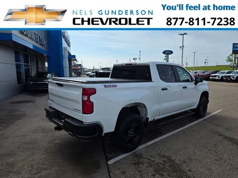 Used 2021 Chevrolet Silverado 1500 Custom Trail Boss AWD/4WD image 7