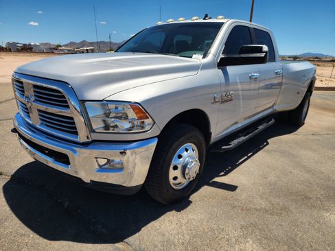 Used 2017 RAM 3500 Big Horn RWD image 3