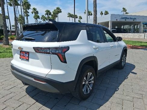 Used 2025 Chevrolet Equinox LT FWD image 5