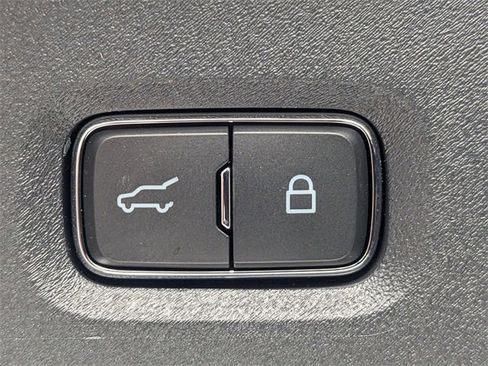 New 2025 Ford Expedition Tremor image 32