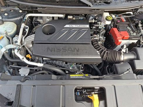 Used 2024 Nissan Rogue SV image 28