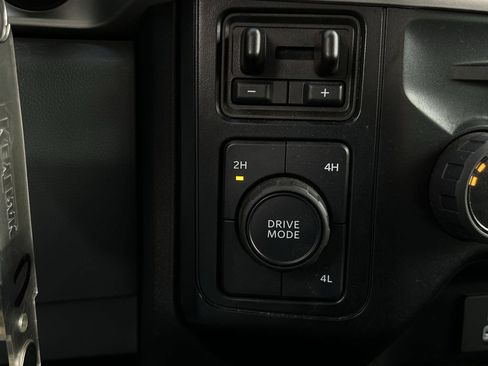 Used 2025 Ford F250 XLT image 21