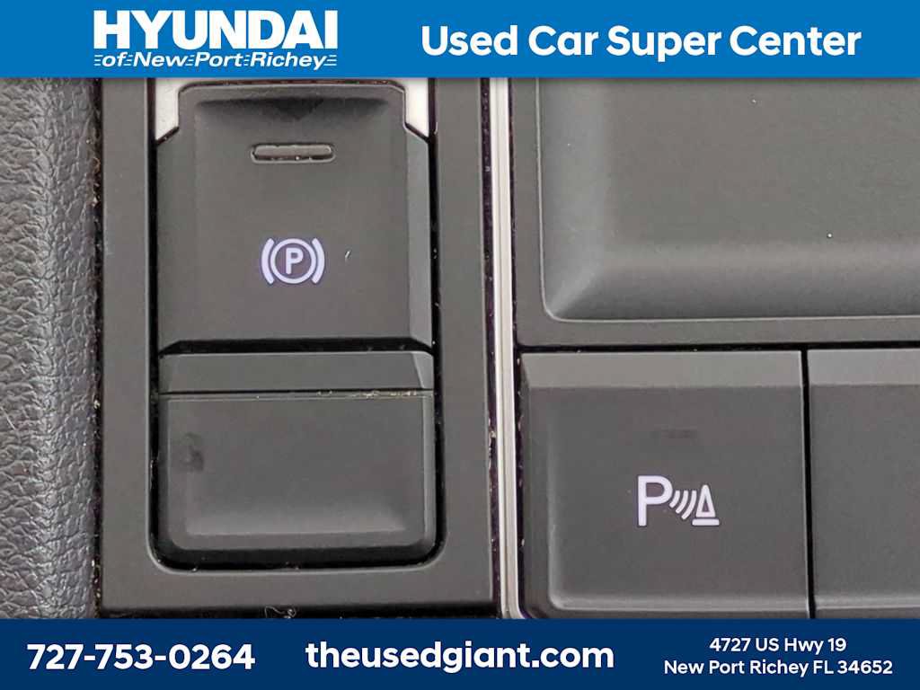 Used 2021 Volkswagen Atlas SEL R-Line FWD image 28