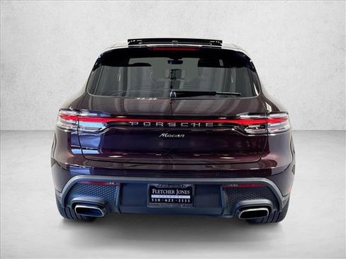 Used 2026 Porsche Macan AWD/4WD image 10