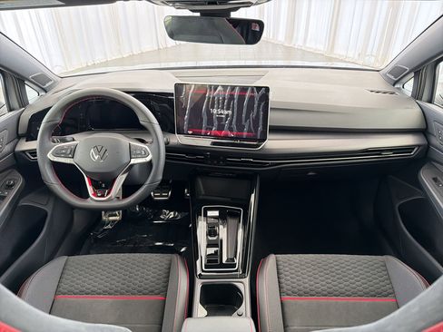 New 2026 Volkswagen Golf SE image 17