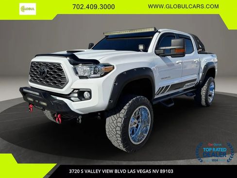 Used 2021 Toyota Tacoma TRD Sport w/ Technology Package image 1