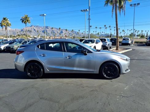 Used 2015 MAZDA MAZDA3 i SV image 8