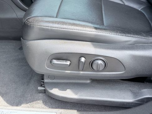 Used 2020 GMC Acadia SLT AWD/4WD image 25