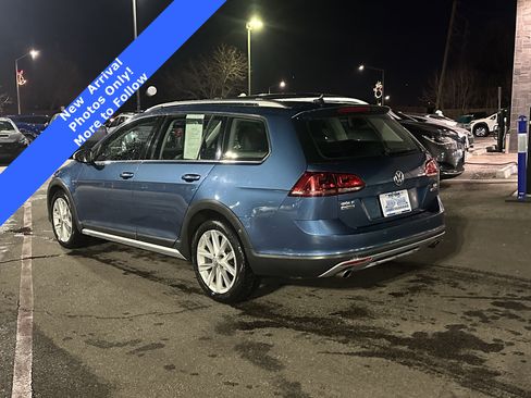 Used 2017 Volkswagen Golf Alltrack SE image 24