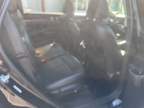 Used 2024 Kia Sorento S AWD/4WD image 13