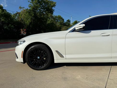 Used 2019 BMW 530i xDrive w/ Premium Package AWD/4WD image 14