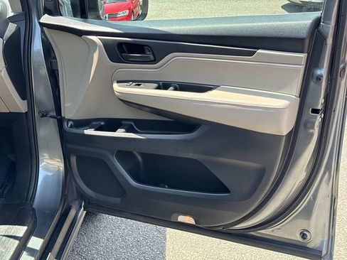 Used 2018 Honda Odyssey EX-L image 8