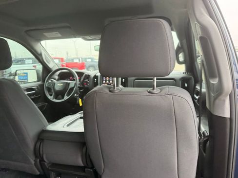 Used 2020 Chevrolet Silverado 1500 Custom w/ Custom Value Package image 39