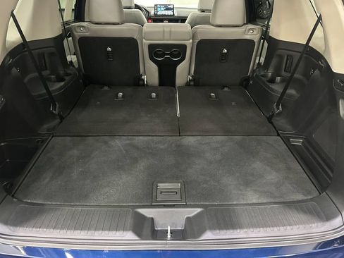 Used 2024 Honda Pilot Touring image 18